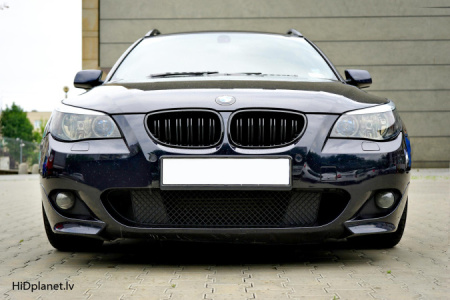 BMW melnas radiatora restes M-Performance stilā