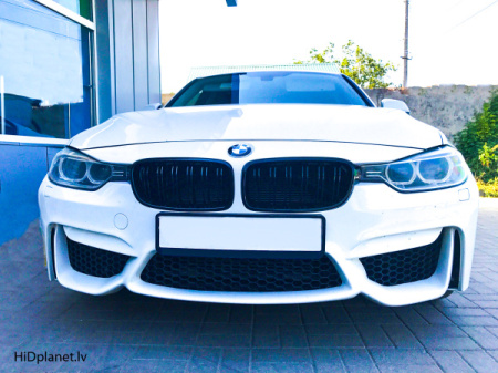 BMW Melnas M-Performance stilā dekoratīvas duālas radiatora restes