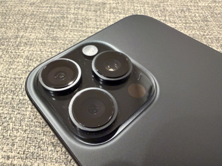 Lietots. iPhone 16 Pro Max ar iDeal garantiju līdz 23.10.2026. Battery Health 96%.