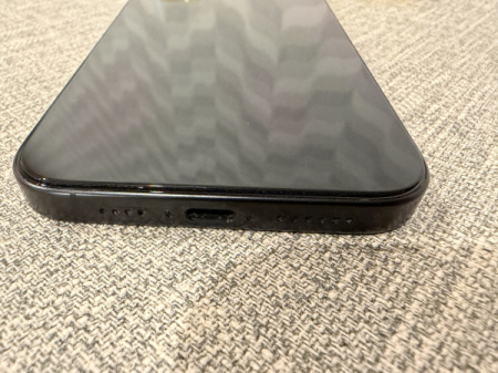 Lietots. iPhone 16 Pro Max ar iDeal garantiju līdz 23.10.2026. Battery Health 96%.