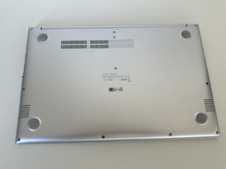 Lietots Asus Vivobook K513EA. 2.5 Tb, Oled 15.6